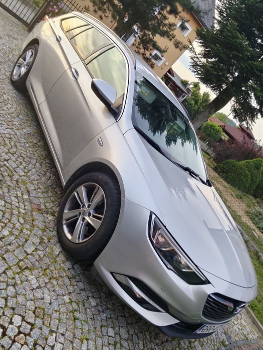 Opel Insignia  1.6 136 KM