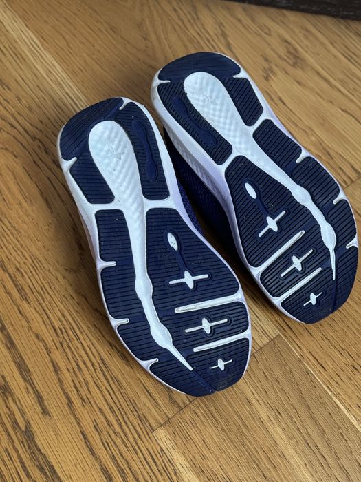 Кросівки Under Armour