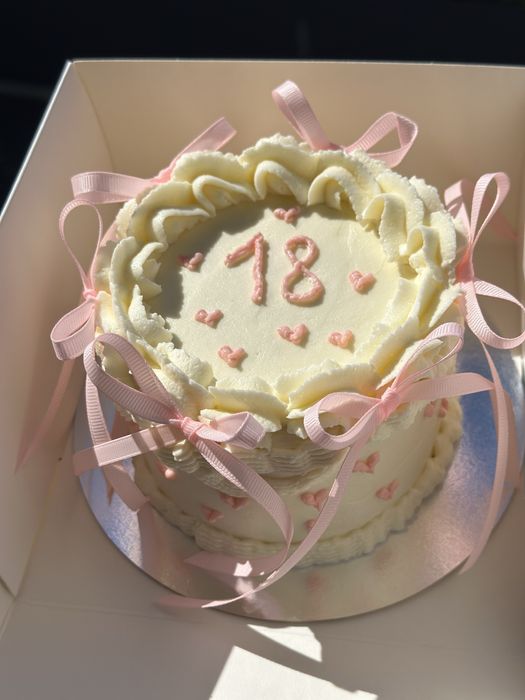 Торт на замовлення бенто дитячий кондитер