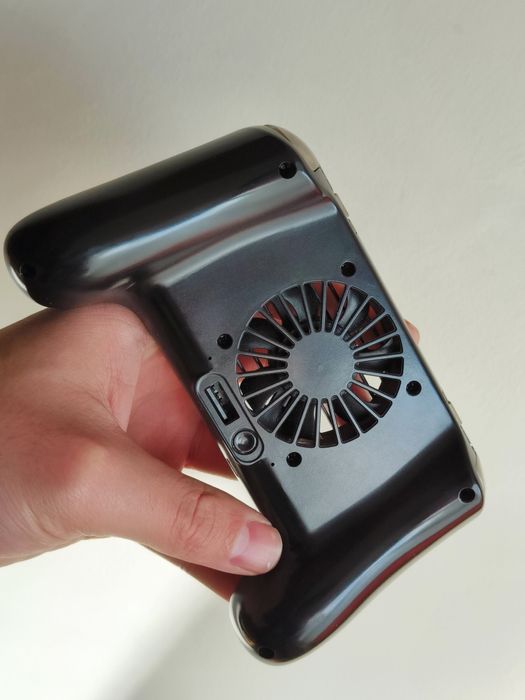 Тригери для ігор на телефоні / ігровий контроллер / джойстик