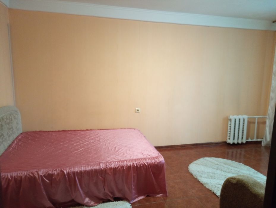 Оболонь, погодинно -500 грн, подобовоово, 2 поверх, кондиціонер,газ