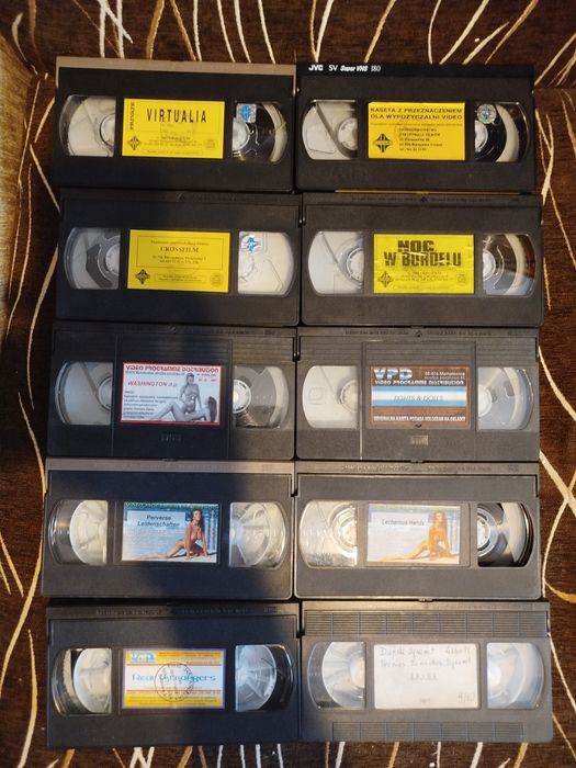 Kasety VHS 10szt. Bez okładek er0