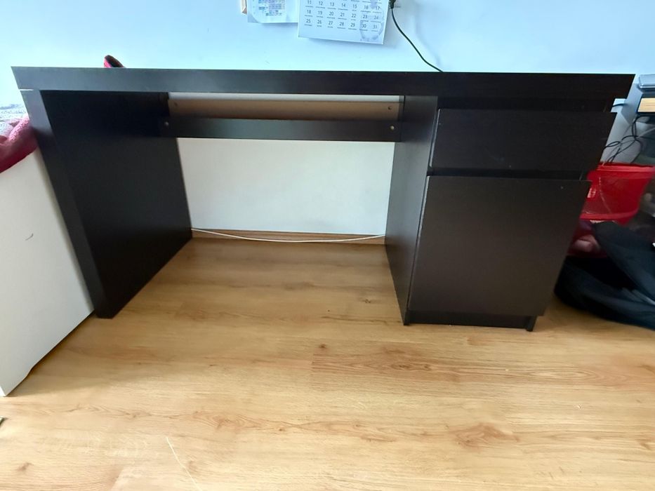 Sprzedam biurko ikea