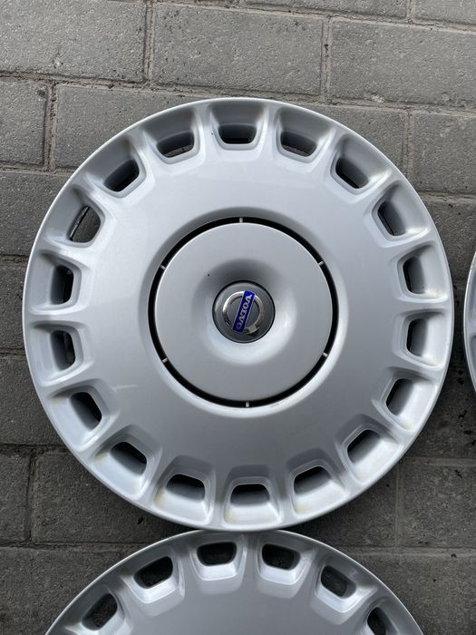 Ковпаки Volvo R16 Вольво