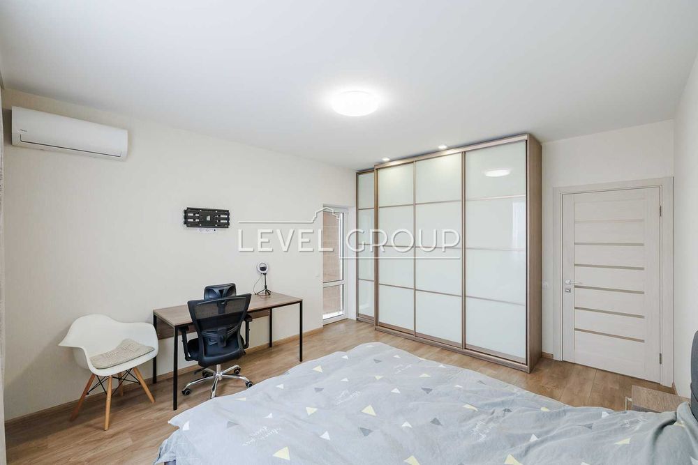 Оренда квартири ЖК Лебединий, ГЕНЕРАТОР, м.Харківська, Ревуцького 40Г