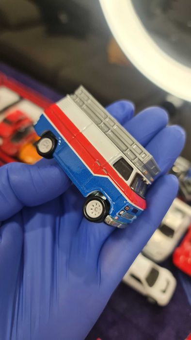 Hot WHEELS TEAM Transport - 70 Rover + Reboque(Sem diorama)