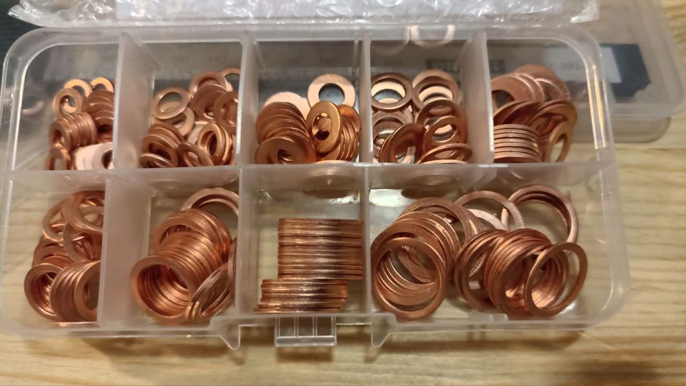 Набір мідних шайб-200 шт. Медные шайбы 200 шт.