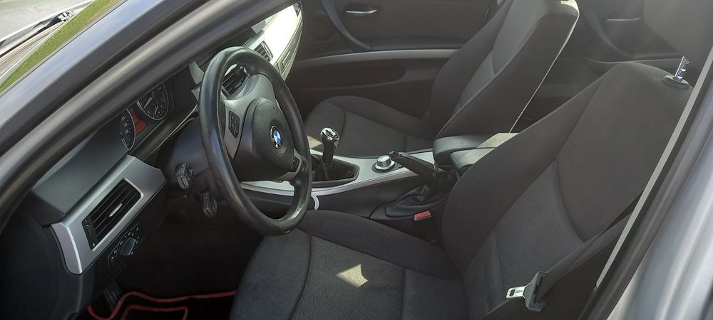 Bmw e91 2.0i 150km