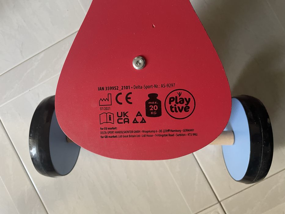 Triciclo para bébé/criança