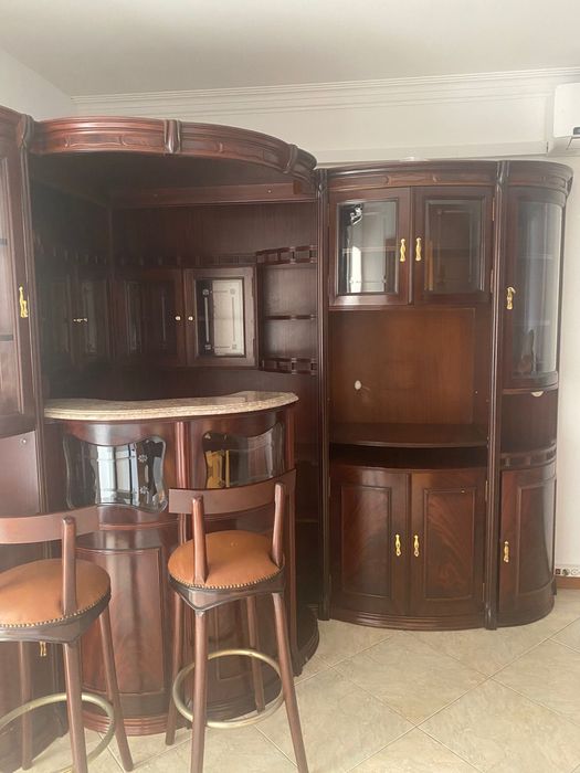 Bar movel com 2 cadeiras