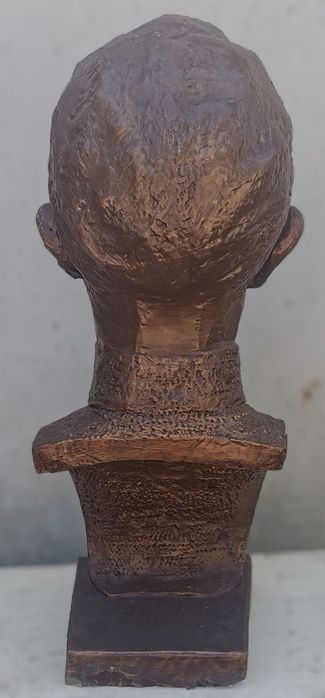 Великий бюст Дзержинского