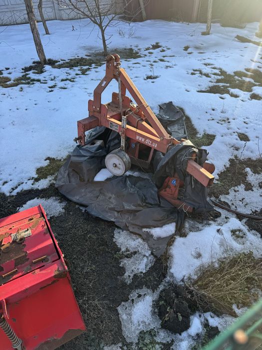 Продам трактор і комплектуючі до нього