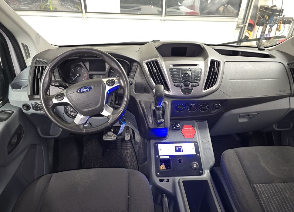 Karetka Ambulans Ford Transit Stryker