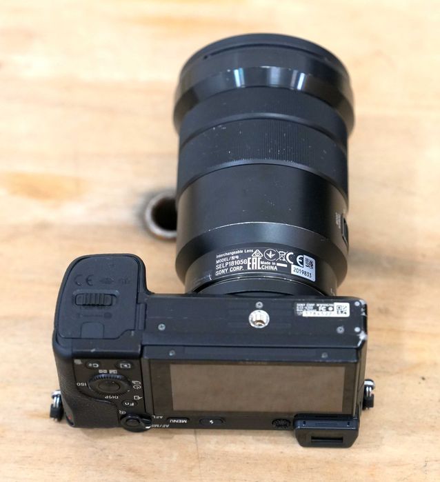 Aparat SONY A6300 + Obiektyw Sony 18-105/f4G (3 akumulatory) APS-C