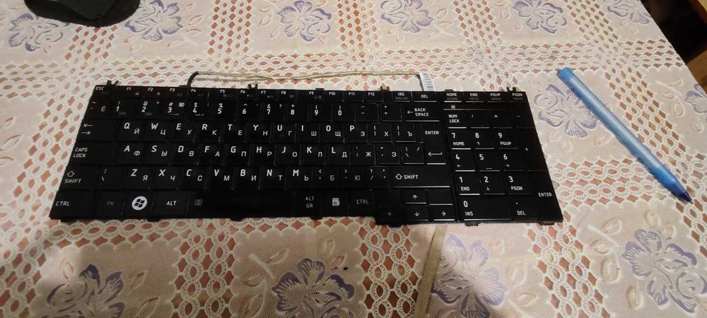 Детали ноутбука Toshiba Satellite L755-16T Шлейф Клавиатура