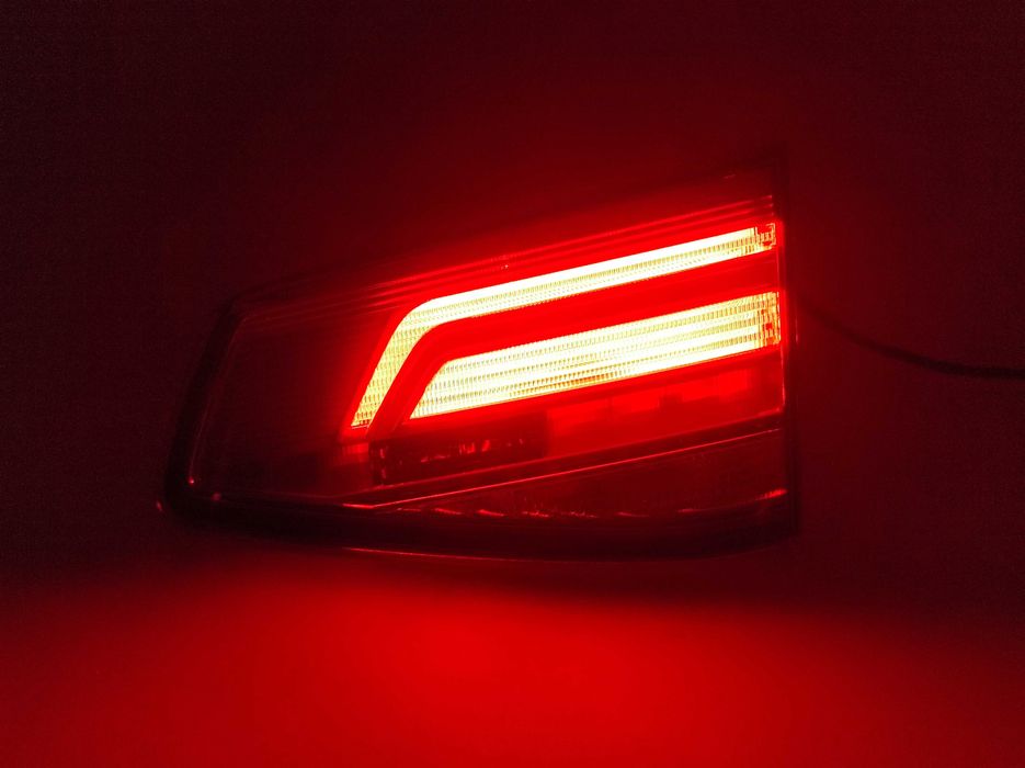 Volkswagen Passat B8 Kombi Lampa Tylna Prawa Wewnętrzna LED ORG EUROPA
