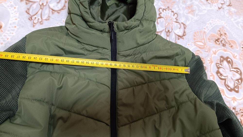 Продам курточку .