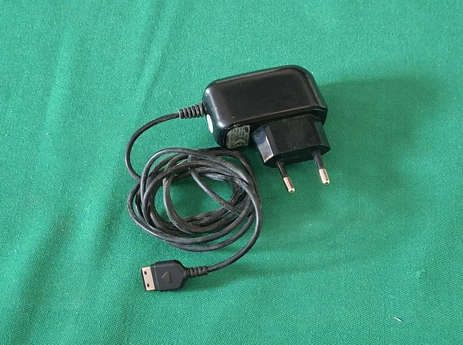 Carregador antigo para telemovel, Samsung ATADS30EBE