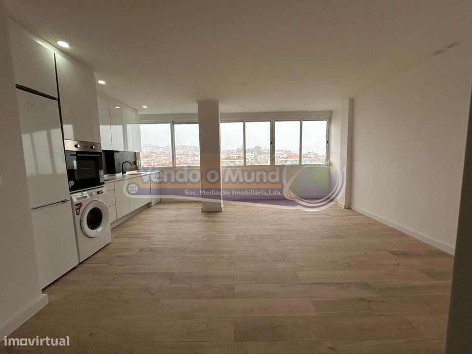 Apartamento na Amadora - Damaia (LXAMD026) — Águas Livres, Lisboa