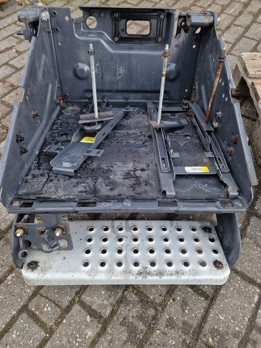 skrzynka na akumulatory podstawa akumulatora scania r s ntg ngs