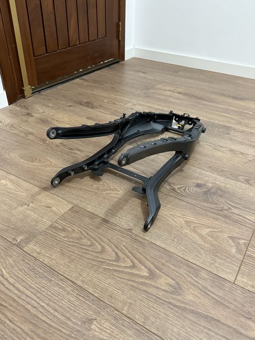 Sub quadro MT09 2025