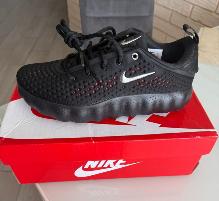 Чоловічі кросівки Nike Mind 002 "Black/Hyper Crimson"