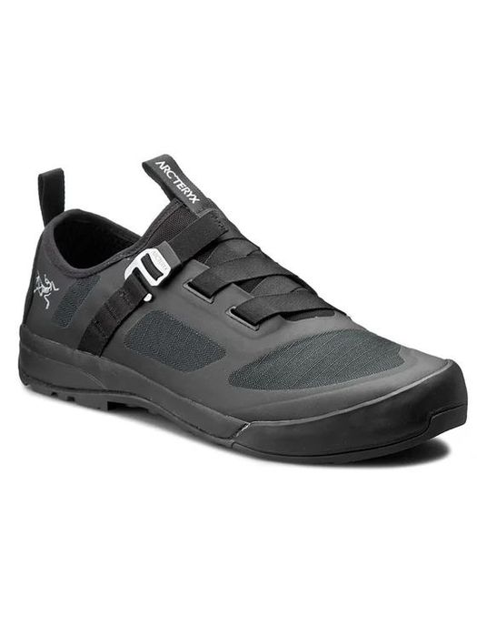 Тренінгові кросівки Arc'teryx