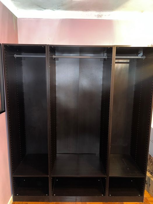 Roupeiro excelente estado