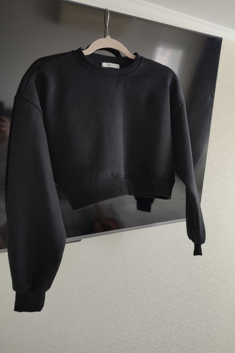 Укорочене жіноче худі Reserved в новому стані