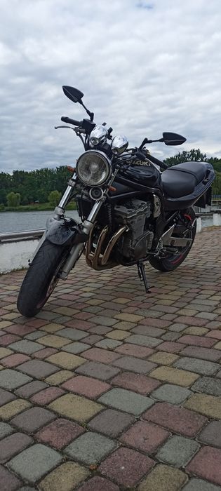 Suzuki bandit gsf 600