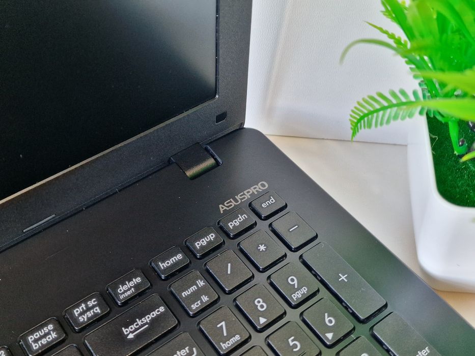 Laptop ASUS ~ Intel Core i5 i7 ~ SSD 256GB ~ 8GB ram ~ GWARANCJA