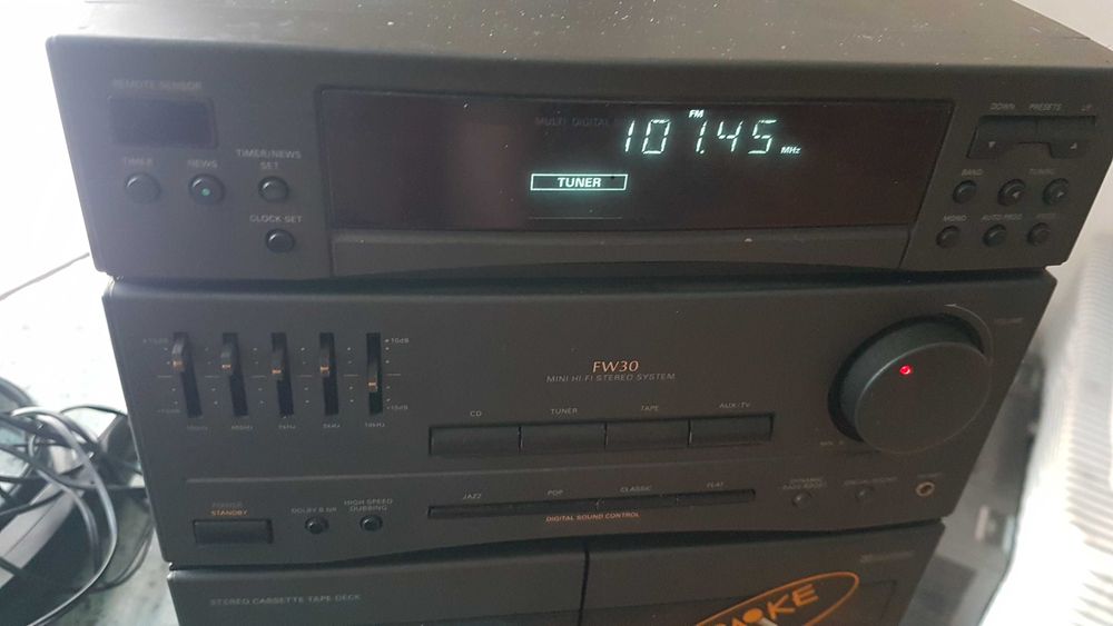 zabytkowy system audio Philips FW30 z lat 90-tych