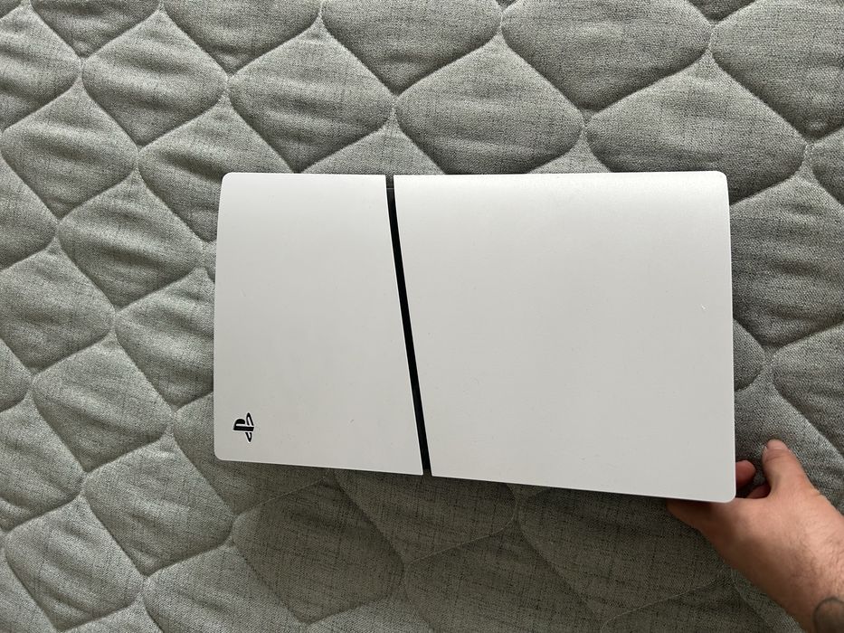 PS5 Digital como nova + 3 jogos