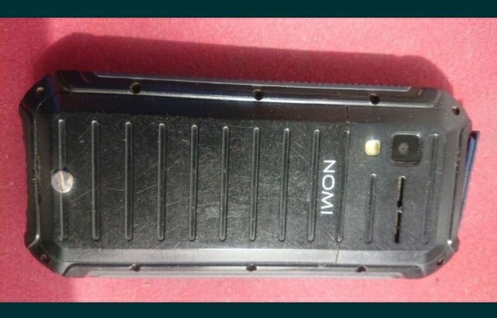 Телефон
Бабушкофон
Nomu I245
Аккуратный
Большие клавиши
Большие буквы