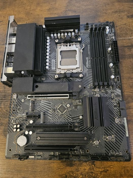 ASRock X670E PG Lightning