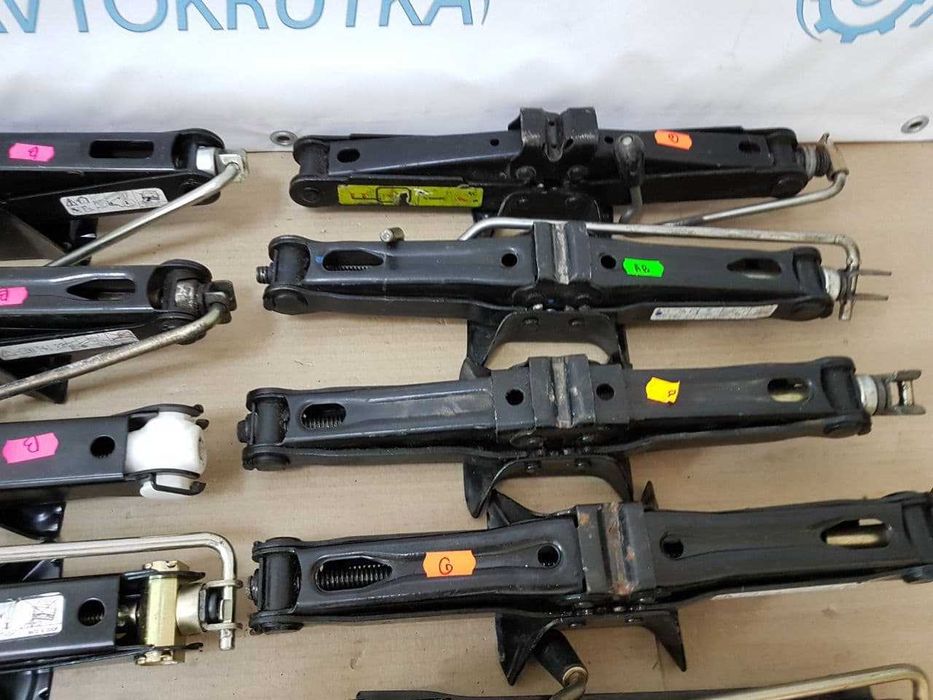 Домкрат Peugeot 206 Partner 4008 5008 3008 2008 407 308 207 Пежо Крюк