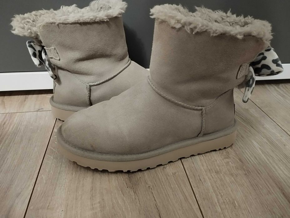 UGG Mini Bailey Bow Velvet Leopard size 38