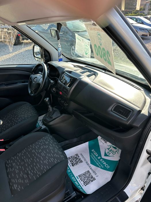 Продам Opel Combo 2018 рік можлива розстрочка,кредит,обмін!