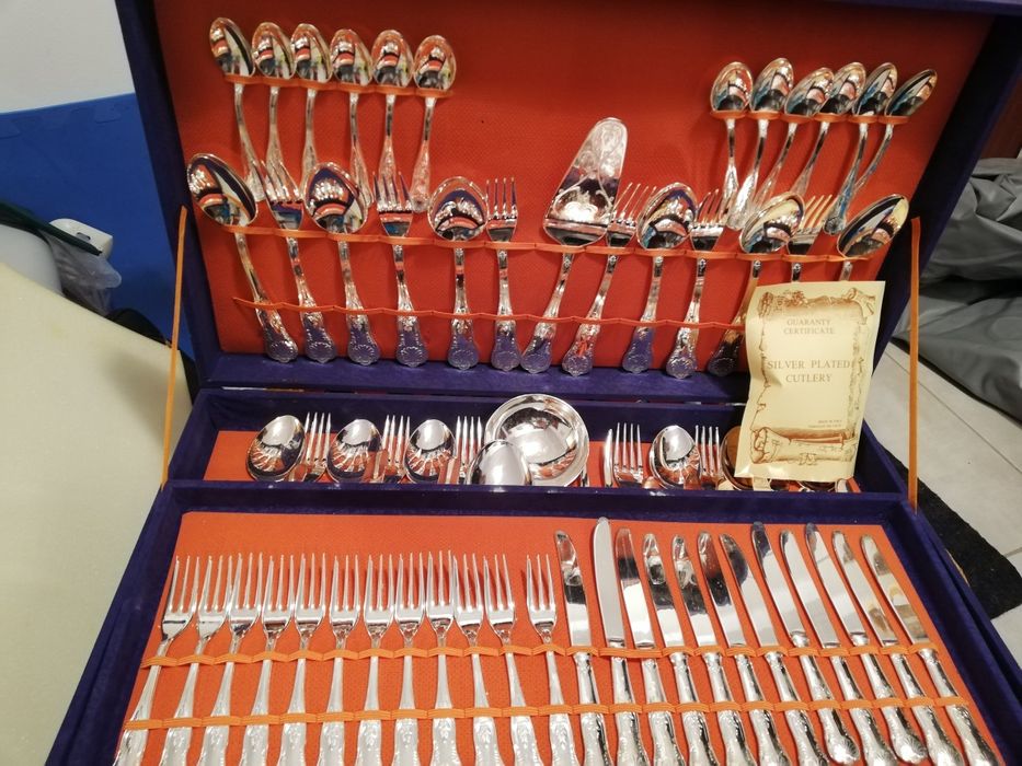 Conjunto de serviço de Talheres64285177081858122