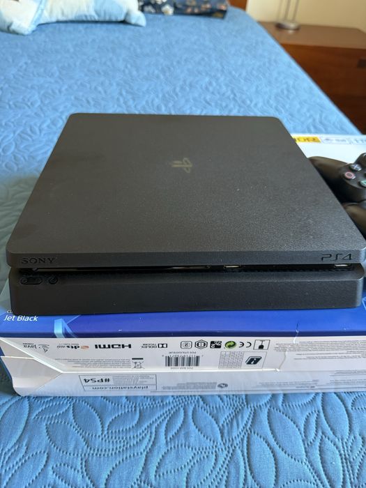 Ps4 1tb como nova