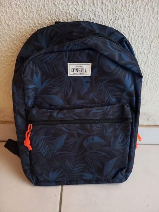 Mochilas novas lightning bolt