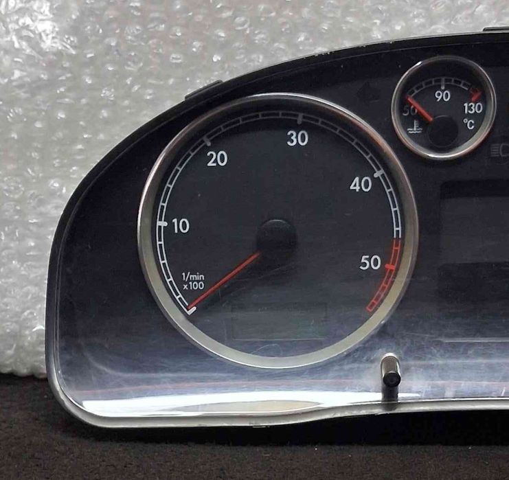 Quadrante / Painel de Instrumentos 3B0920827A - VW PASSAT B5.5