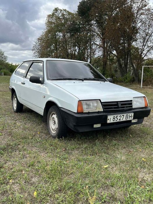 Автомобіль ВАЗ 2108