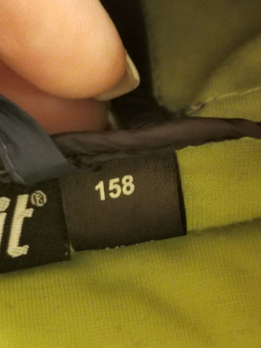 Стильная подрастковая куртка