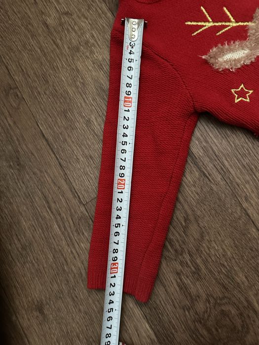 Новорічні светри