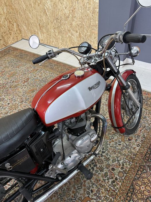 Bonneville T120R