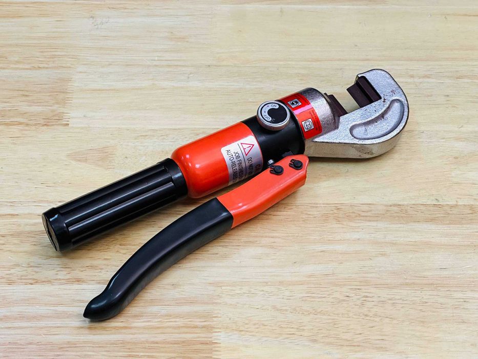 Професійний Гідравлічний Болторіз HP-70С з насадками для різання +Кейс