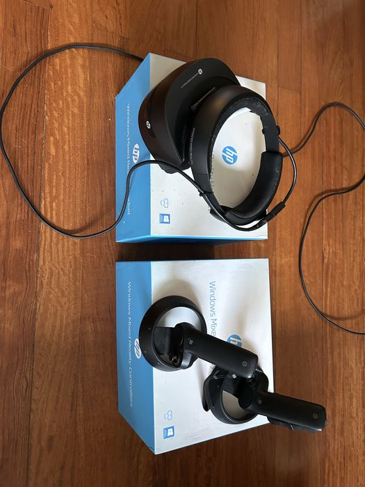 Virtual Reality Headset447246791061678080