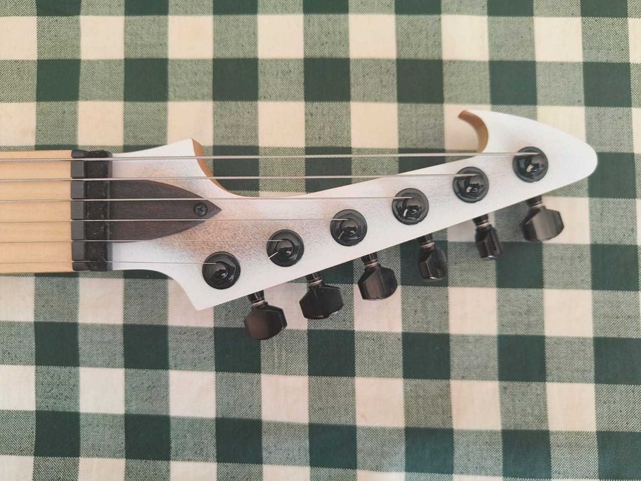 Skervesen Velociraptor 6 Olivais • OLX.pt