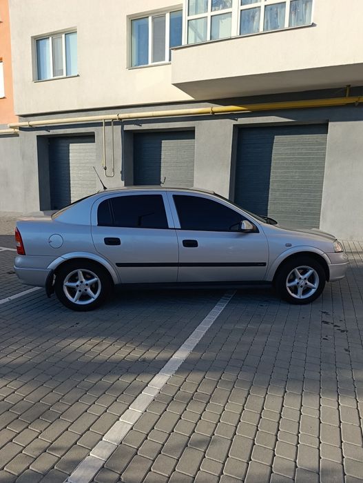 Opel Astra 1.8 бензин газ